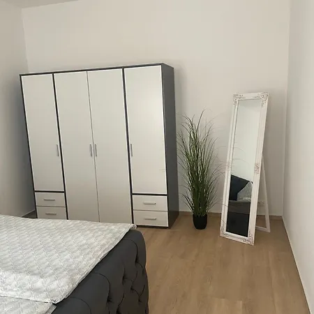 Jach Apartment *